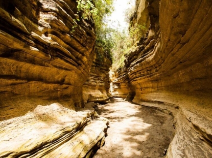 Cycling Hell's Gate, Kenya